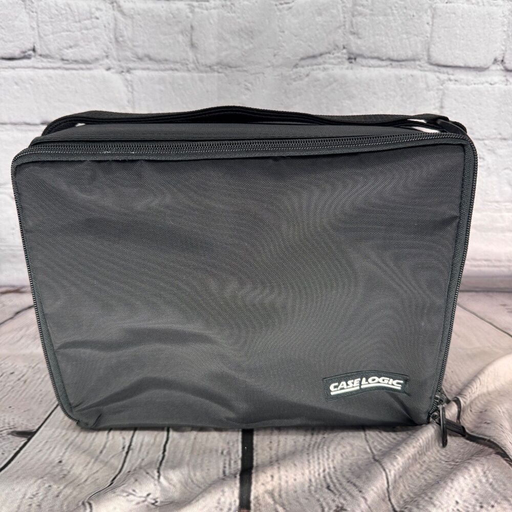 VTG Case Logic 24 CD Holder Bag Carrying Case Storage Adj Strap 11.5"x8.5"x6"